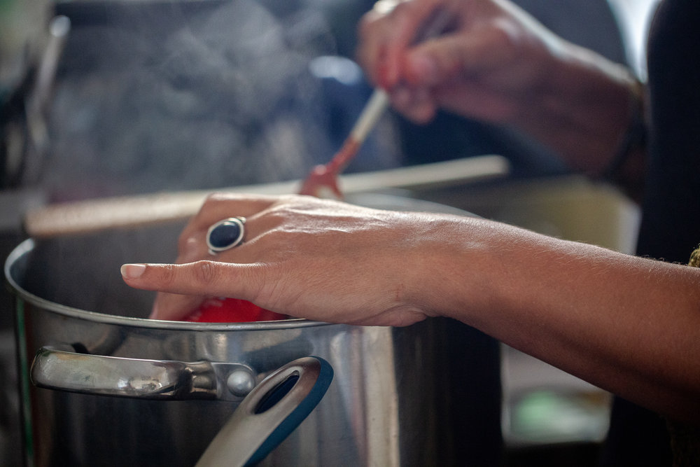 Lindsey cooking - Women of the Island